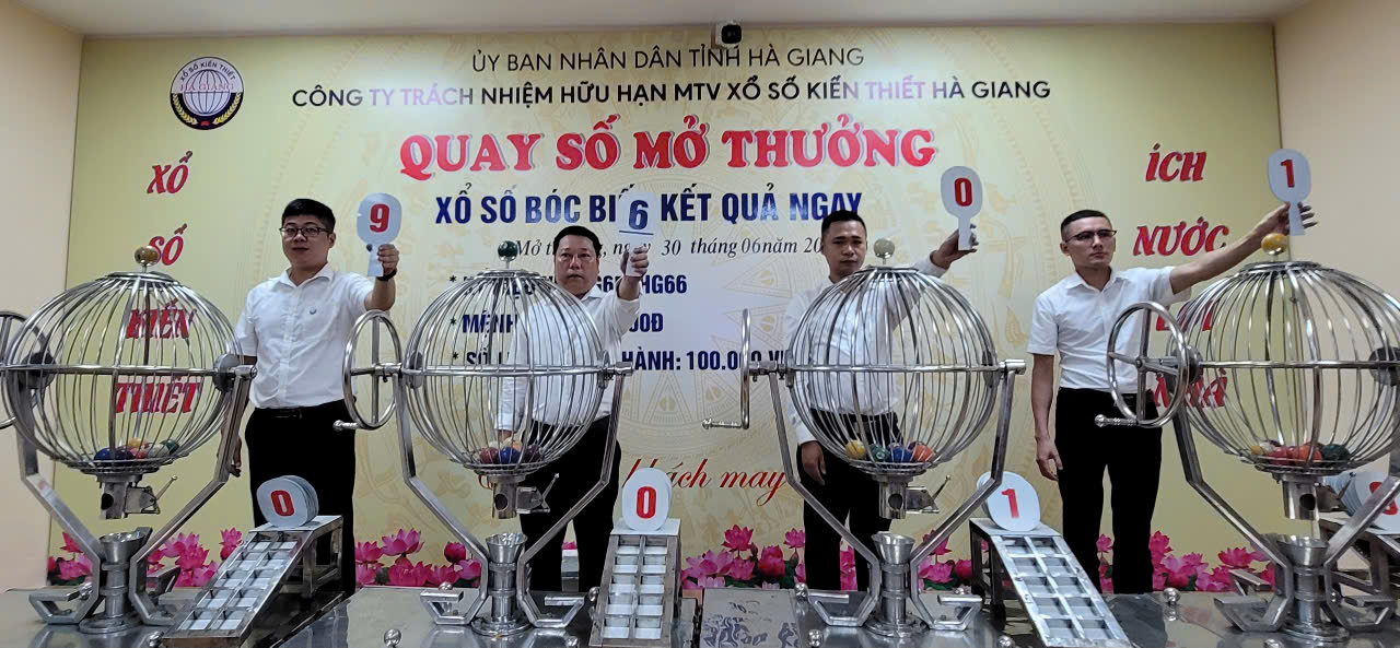 anh_quay_so