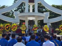 Dâng hương, Dâng hoa tại Nghĩa Trang Quốc gia huyện Vị Xuyên